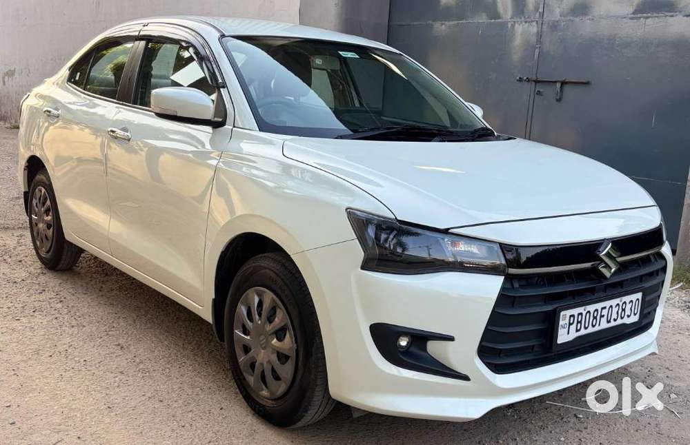 Maruti Suzuki Dzire, 2025, Petrol