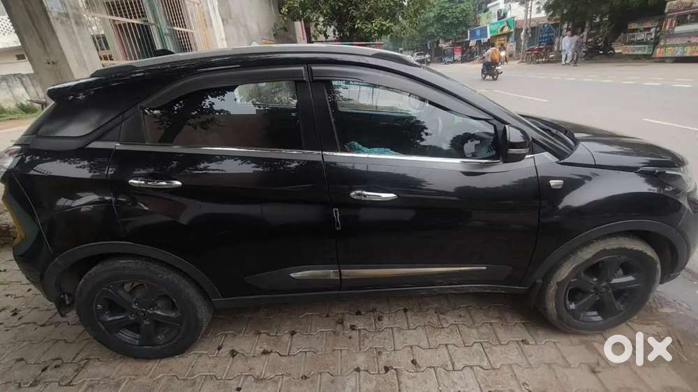 Tata Nexon Revotron Dark 2021