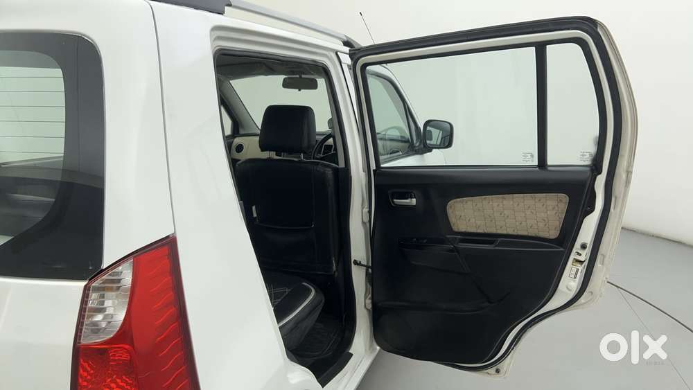 Maruti Suzuki Wagon R 1.0 Vxi Cng, 2017, Cng & Hybrids