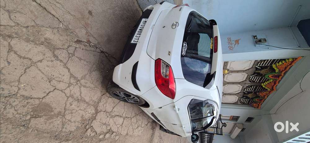 Tata Tiago Petrol 2019