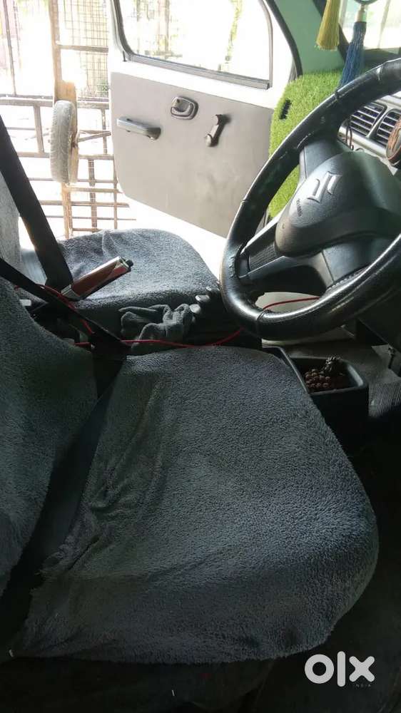 Maruti Suzuki Ecco Petrol + Cng
