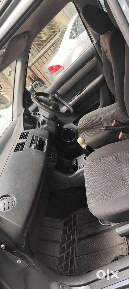 Maruti Suzuki Swift Vxi + Manual, 2007