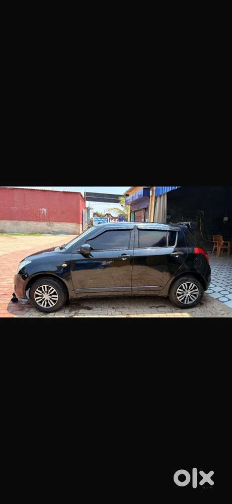 Swift 2009 Maruti Suzuki Petrol