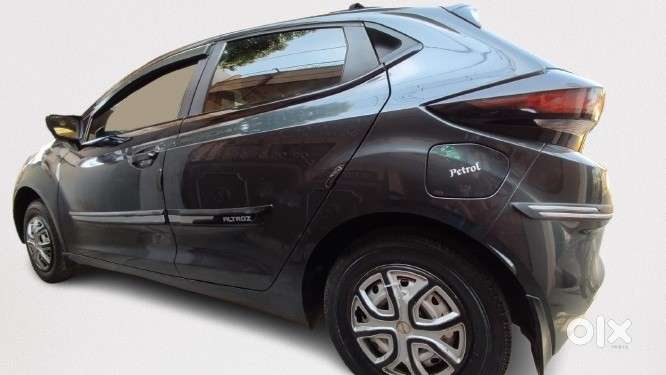 Tata Altroz Xe Petrol, 2020, Petrol