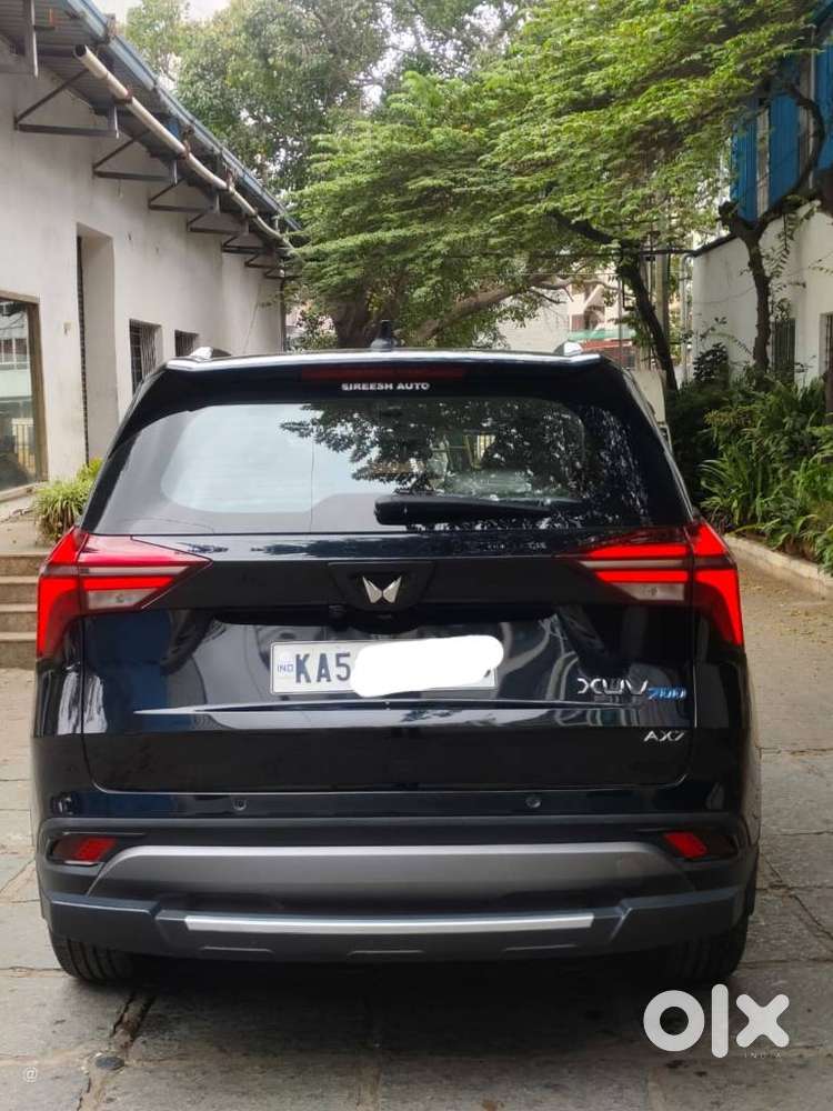 Mahindra Xuv700 2.0 Ax 7 Petrol At Str, 2024, Petrol