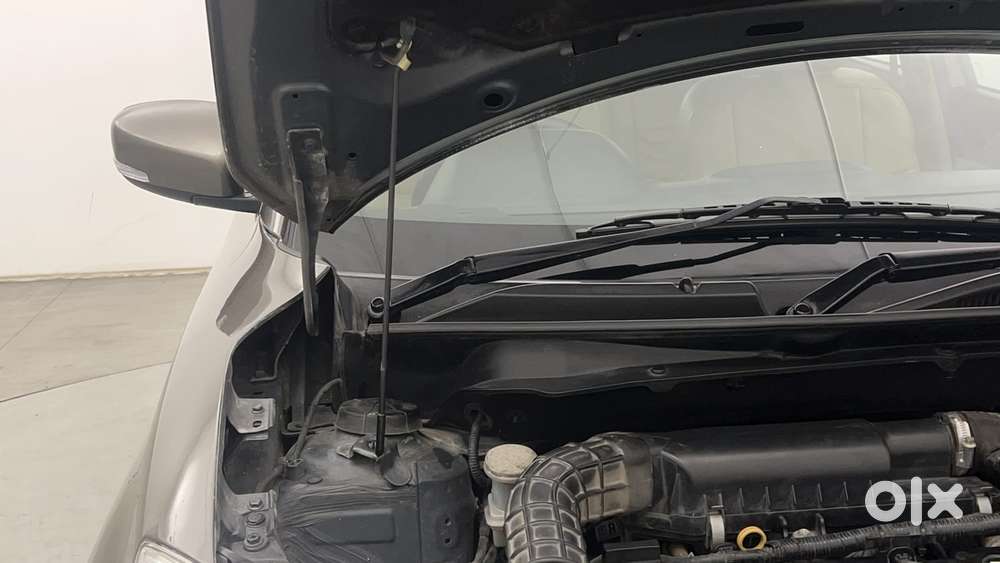 Maruti Suzuki Dzire 1.2 Vxi, 2019, Petrol