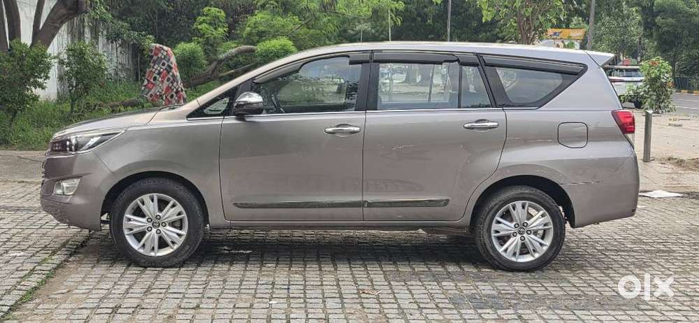 Toyota Innova 2.5 Z Diesel 7 Seater Bs Iv, 2018, Diesel