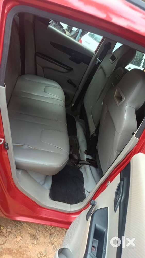 Mahindra Kuv100 Nxt 1.2 K2 Petrol 6 Str, 2016, Petrol