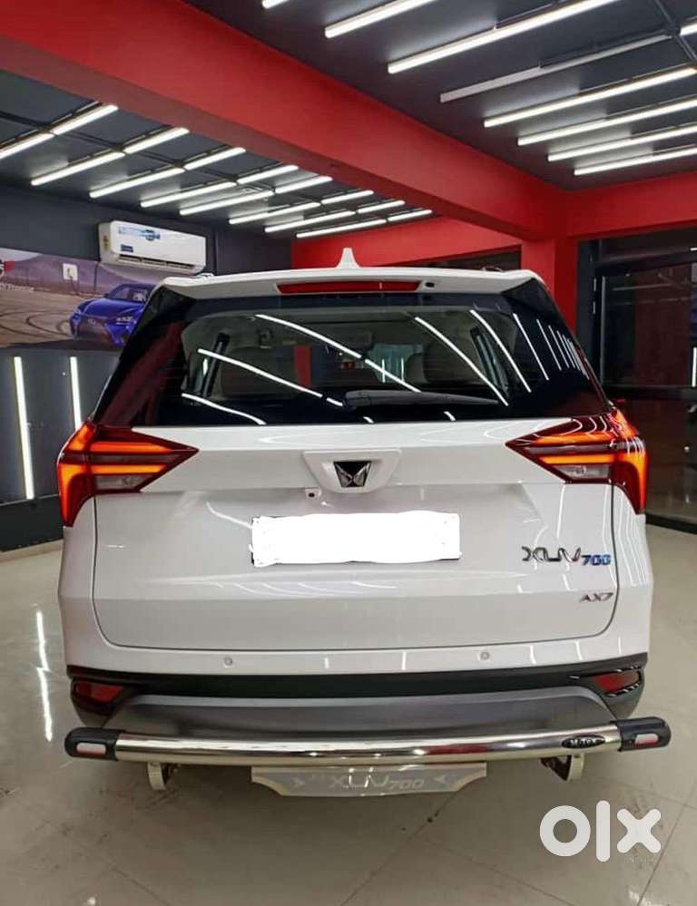 Mahindra Xuv700 Ax7 Petrol Mt (2022) - 20,000 Km