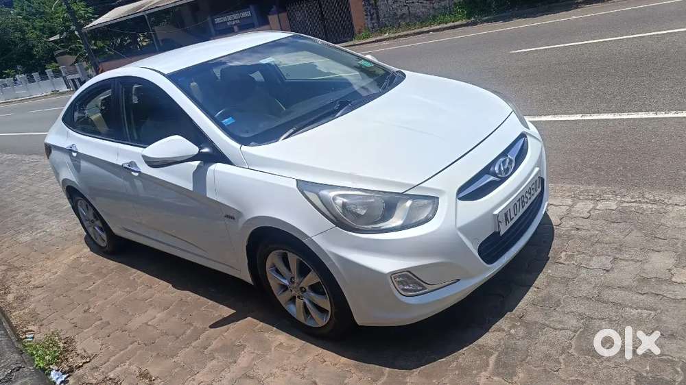 Hyundai Verna Diesel 2011 1.6 Automatic New Tax Company Service Fulop