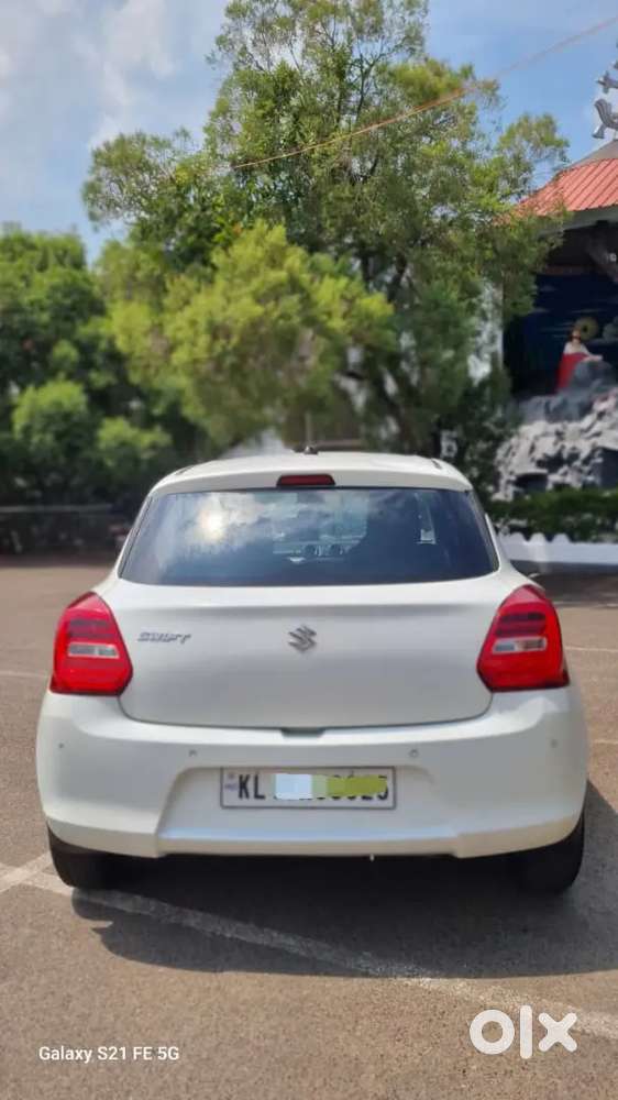 2022 Model 
Swift Vxi Petrol