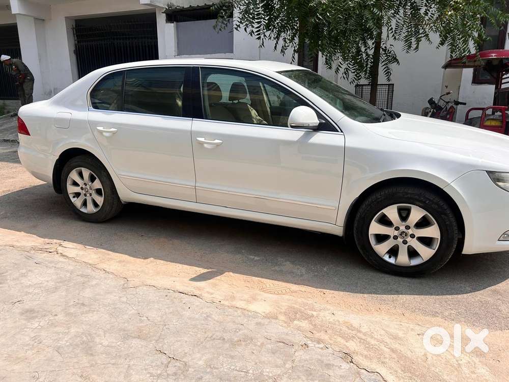 Skoda Superb, 2012