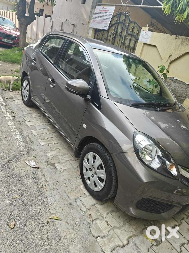 Honda Amaze 2017 Cng & Hybrids Well Maintained