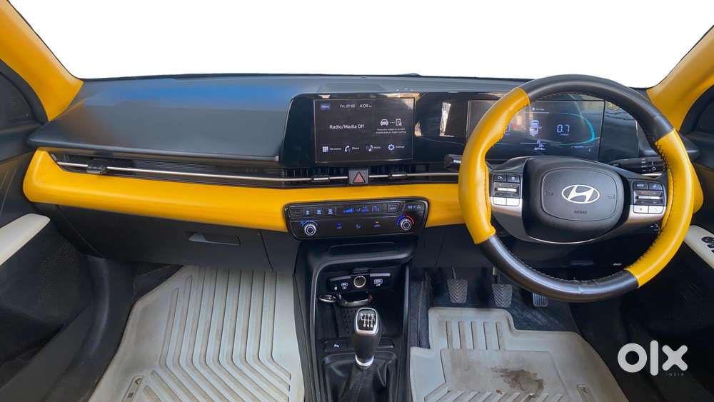 Hyundai Verna 1.5 Mpi Mt Sx (o), 2024, Petrol