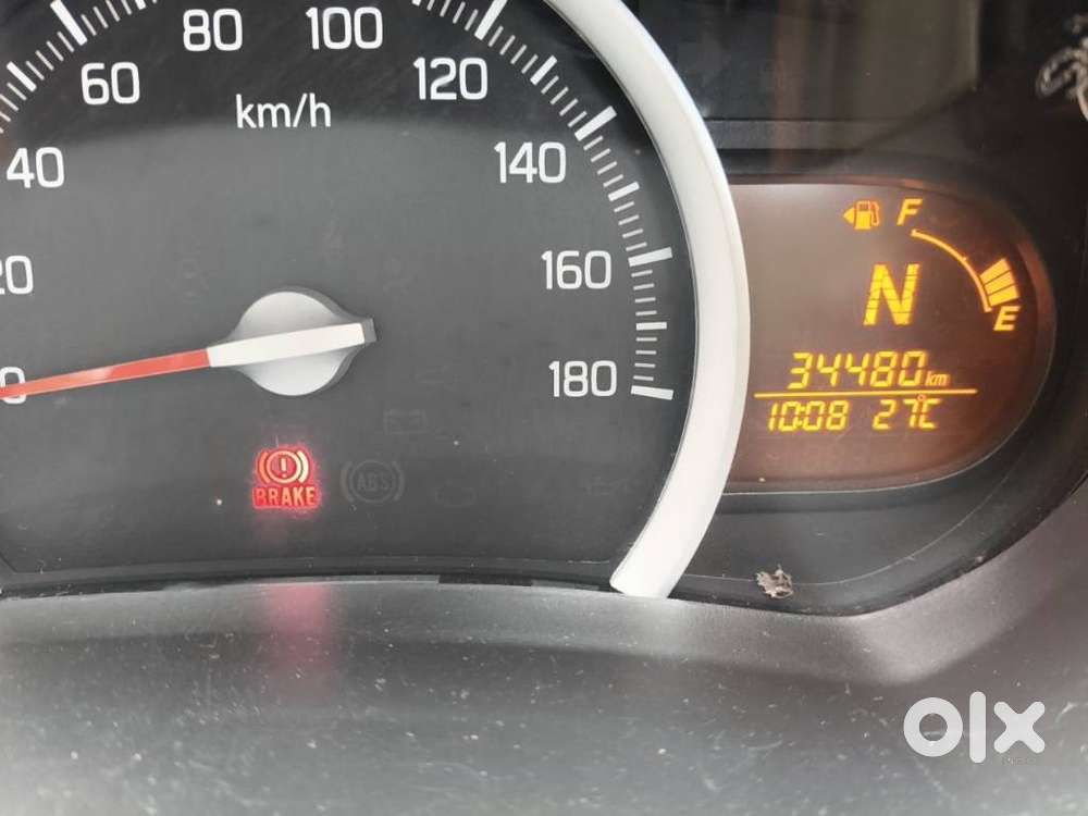 Maruti Suzuki Celerio 1.0 Vxi Amt, 2016, Petrol