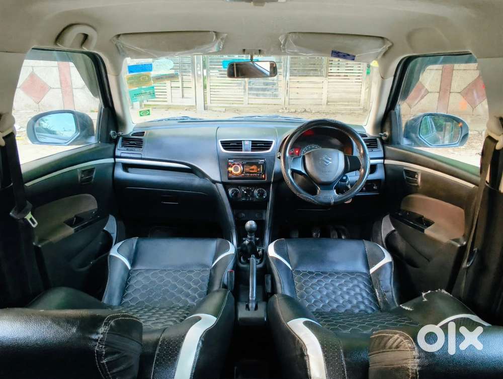Maruti Suzuki Swift 1.2 Dlx, 2017, Petrol
