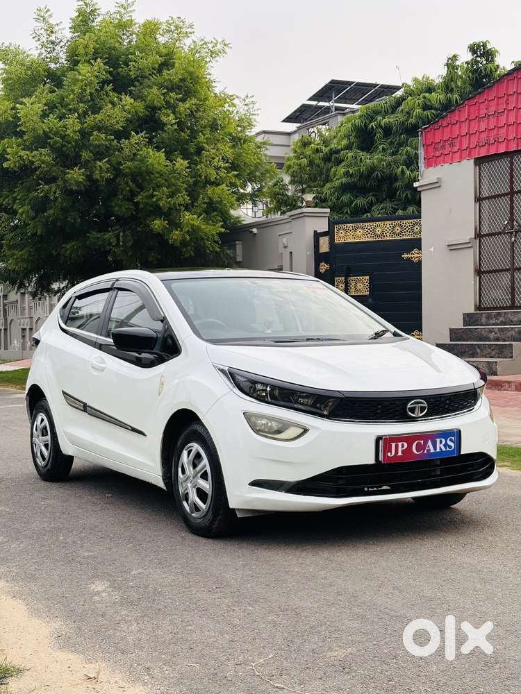 Tata Altroz 1.2 Xe, 2020, Cng & Hybrids