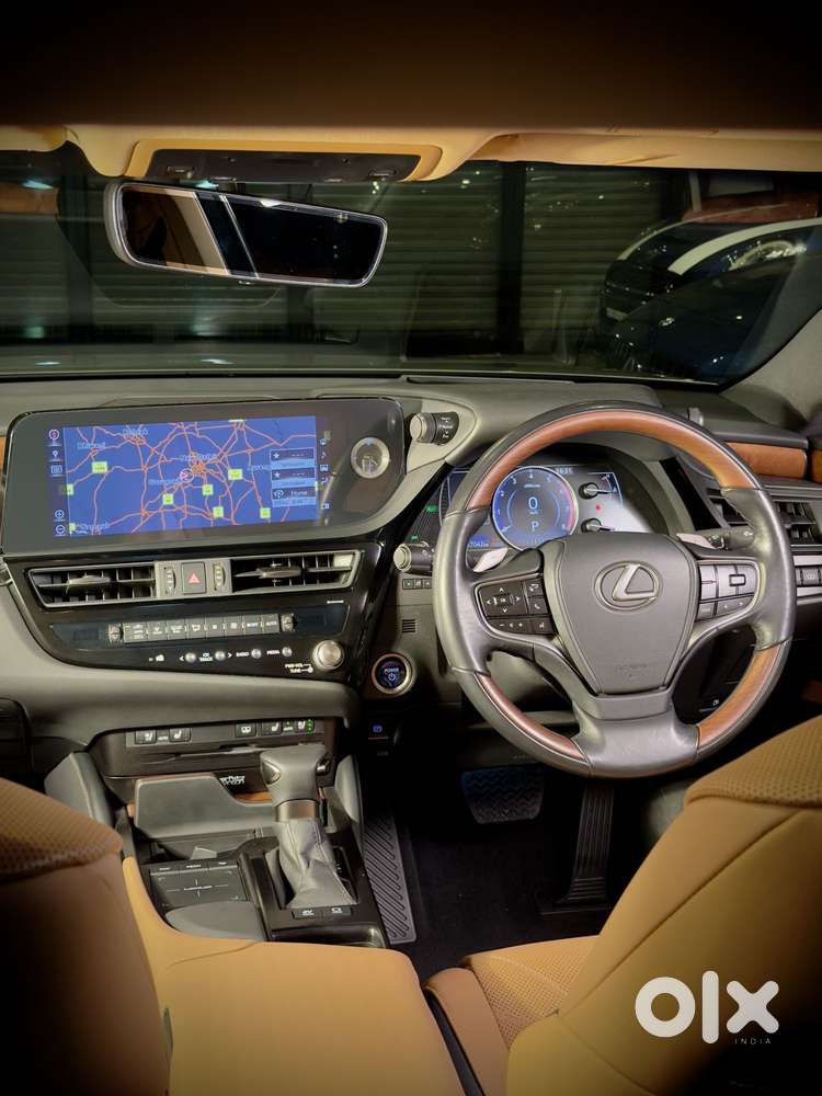 Lexus Es 300h Luxury, 2022, Petrol