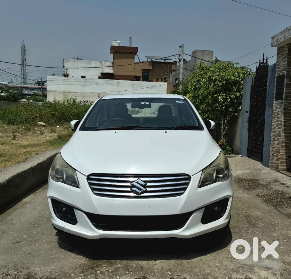 Top-model Ciaz Alpha  Maruti Genuine Maintained  Zero Expense Car