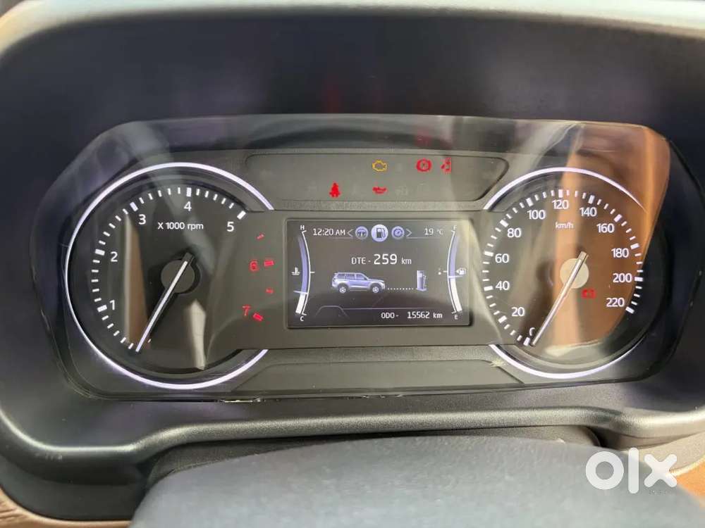 Mahindra Scorpio N Z2 Petrol Base To Top Modified