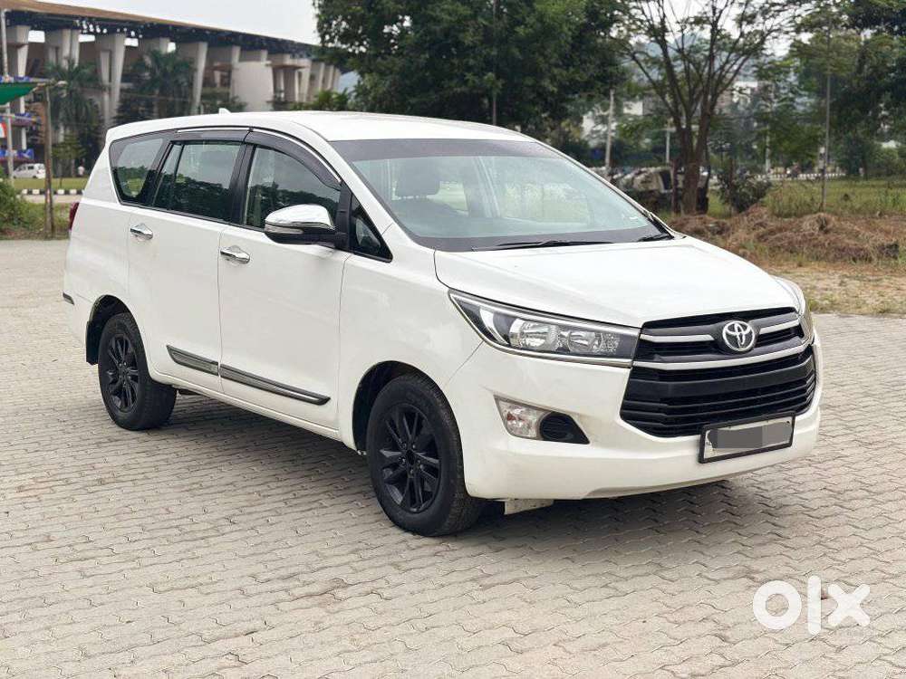 Toyota Innova Crysta 2.4 G Mt, 2019, Diesel