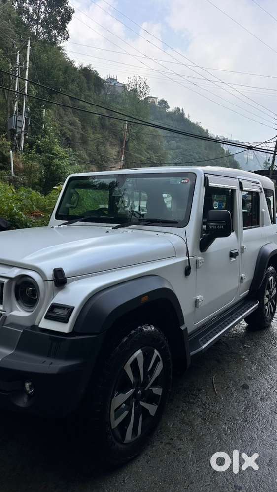 Mahindra Thar Roxx Petrol 2025