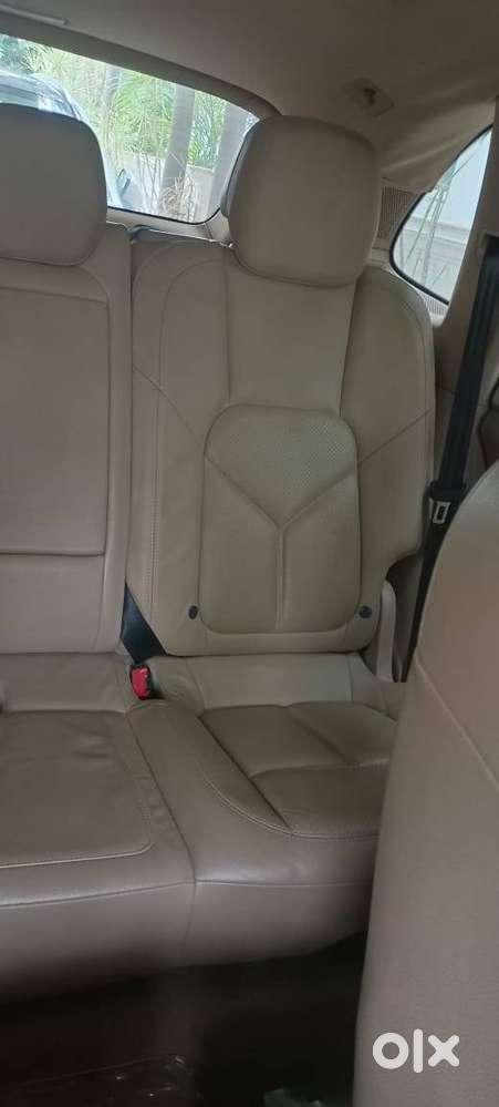 Porsche Cayenne (fancy Number)