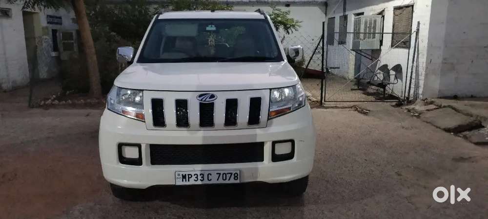 Mahindra Tuv 300 2018 Diesel 97000 Km Driven