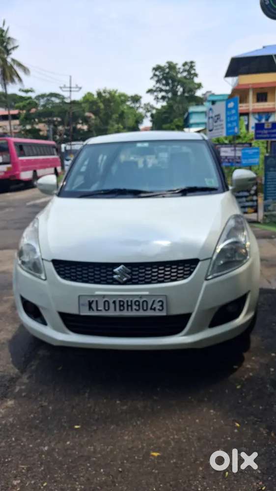 Maruti Suzuki Swift 2012