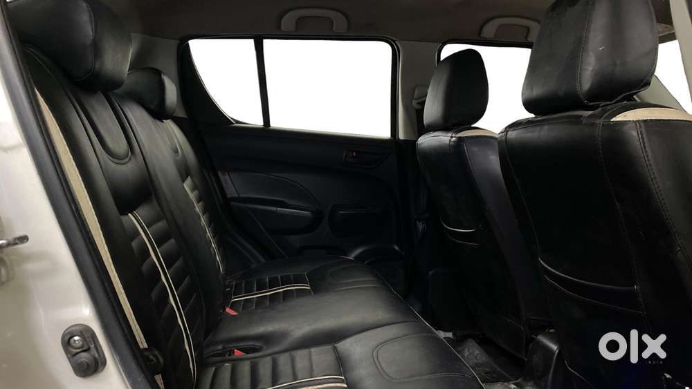 Maruti Suzuki Swift 1.2 Lxi (o), 2016, Cng & Hybrids