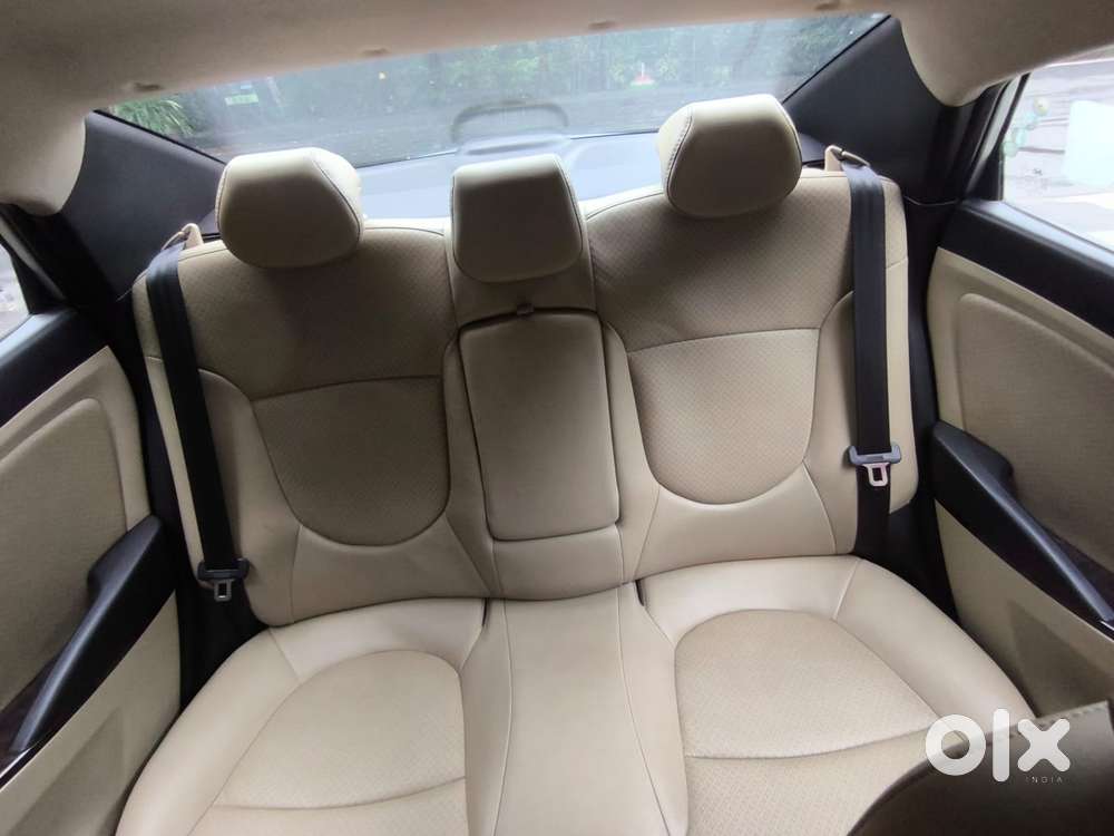 Hyundai Verna Fluidic 1.6 Vtvt Sx Opt, 2013, Petrol