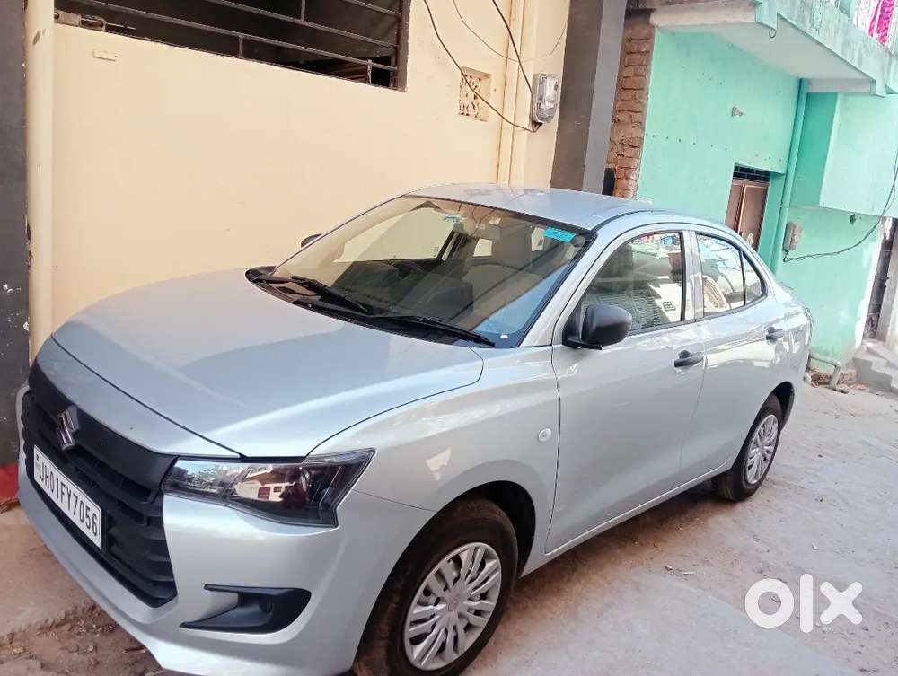Maruti Suzuki Dzire 2025 Petrol 32000 Km Driven