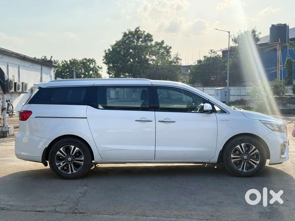 Kia Carnival Prestige, 2020, Diesel