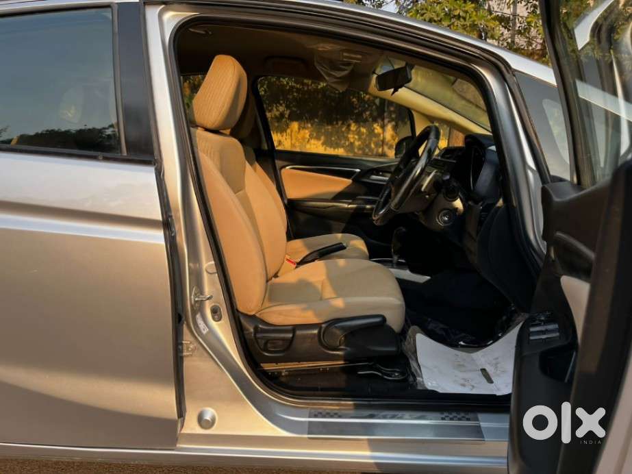 Honda Jazz V Cvt, 2015, Petrol