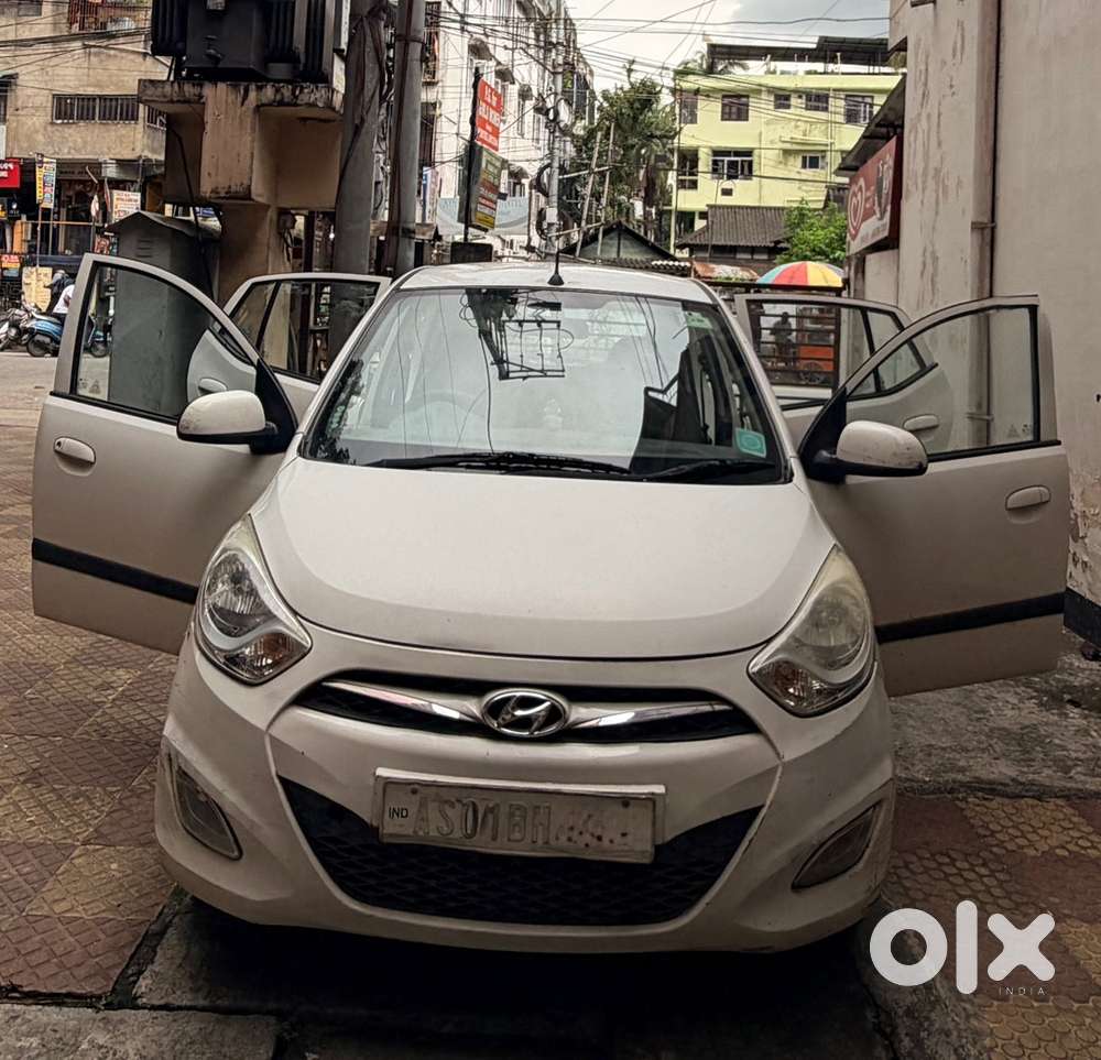 Hyundai I10 2014 Sportz - Petrol Well Maintained