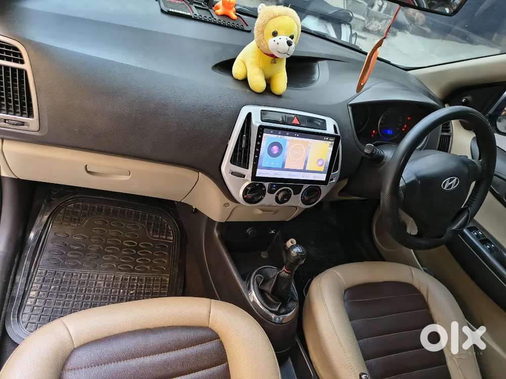 Hyundai I20 2012 Cng & Hybrids 121000 Km Driven