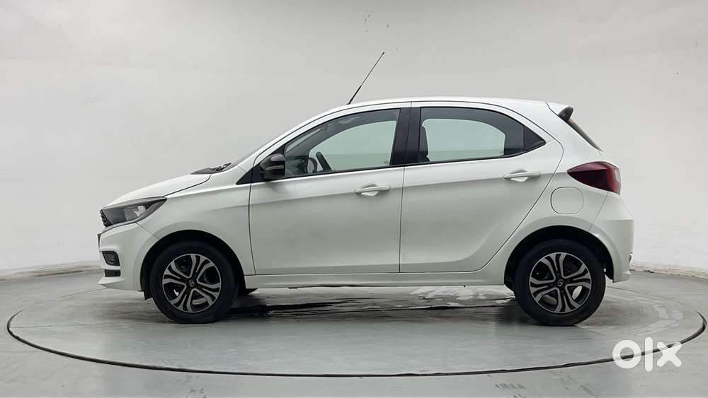 Tata Tiago 1.2 Revotron Xt Option, 2022, Petrol