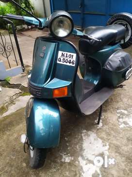 Scooter. Chetak Buy Sell Second Hand Scooty in Thiruvananthapuram Used Scooters in Thiruvananthapuram OLX