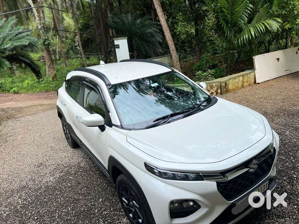 Maruti Suzuki Fronx 2023 Petrol Well Maintained