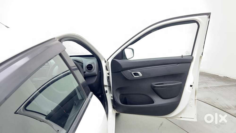 Renault Kwid 1.0 Rxt Sce Special (o), 2019, Petrol