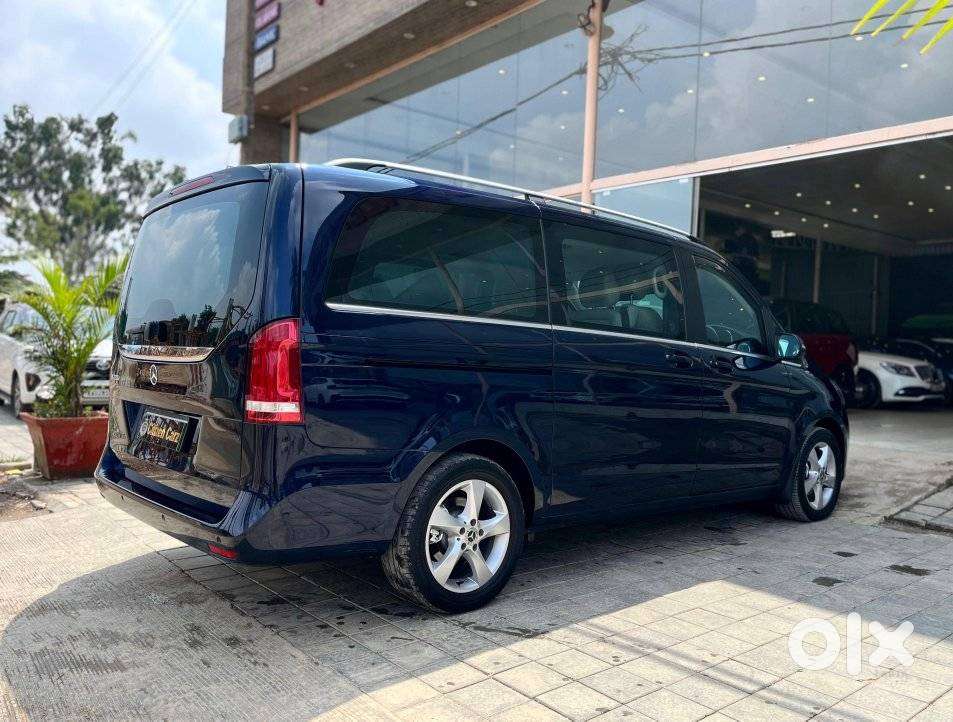 Mercedes-benz V-class 2.1 220 Expression Diesel At, 2020, Diesel