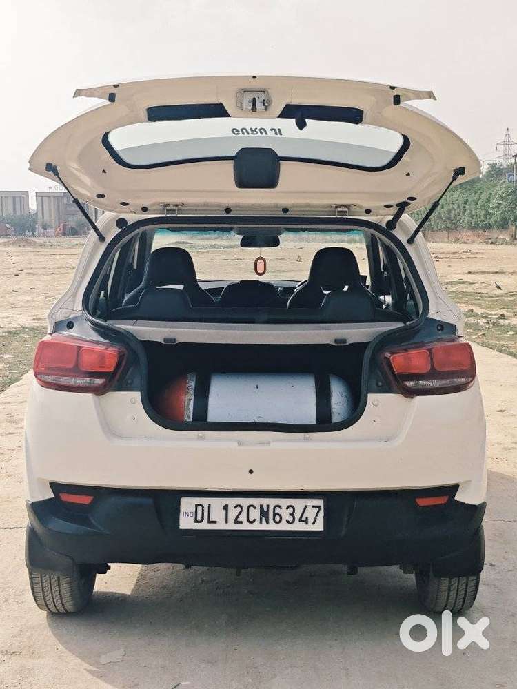Mahindra Kuv 100 1.2 Trip Cng, 2018, Cng & Hybrids