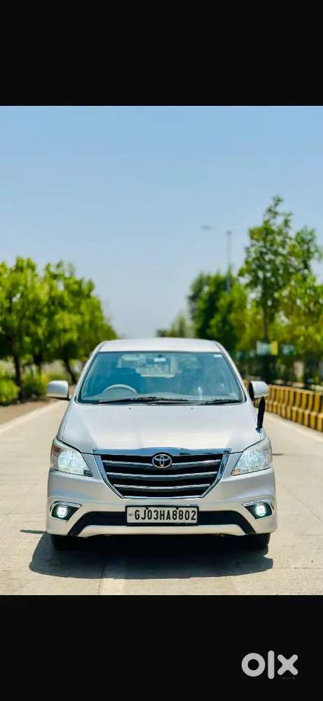 Toyota Innova 2.5 G 2014