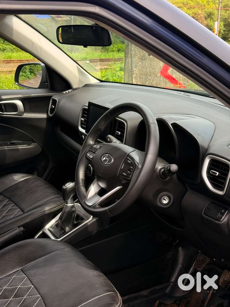 Hyundai Venue Sx (o) Mt 1.5 Diesel, 2020, Diesel