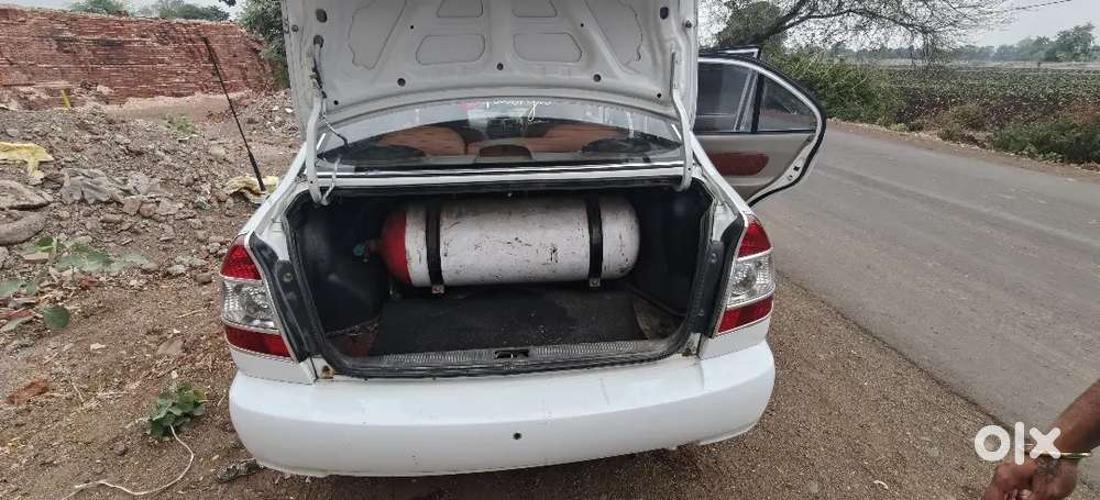 4 Tayer New Kadak Condition Ac Full Working Back Camera All Working।