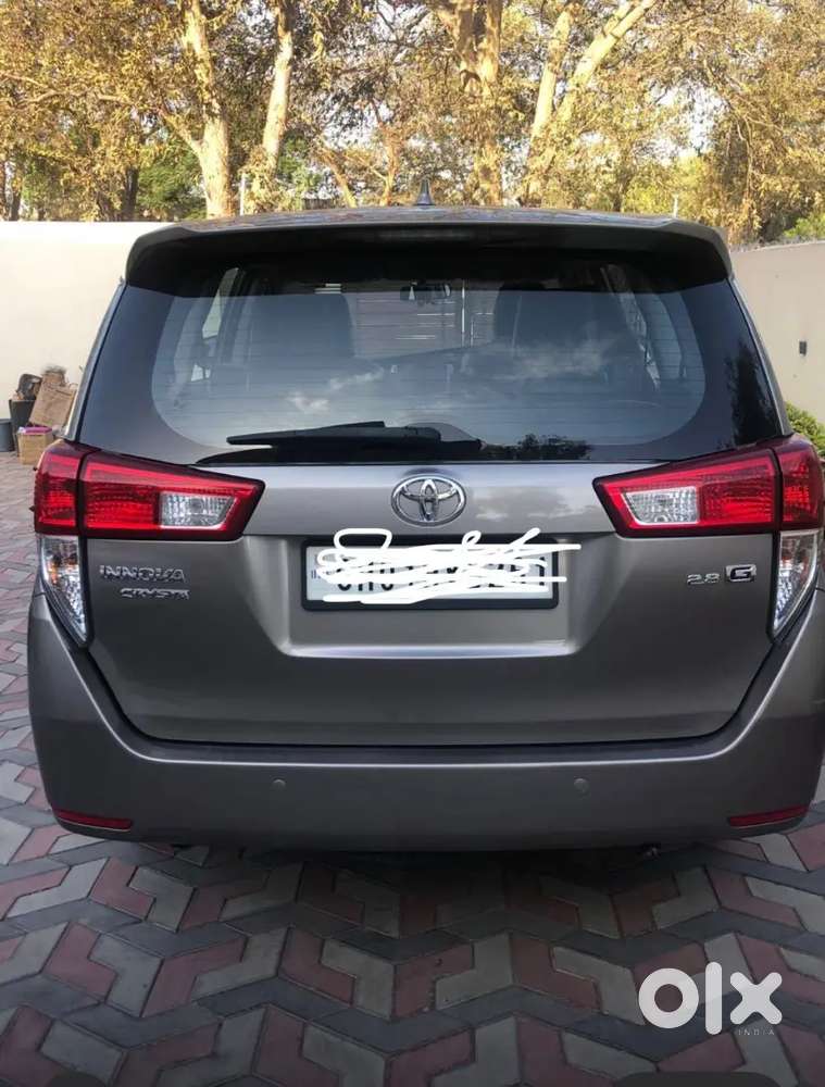 Toyota Innova Crysta 2019