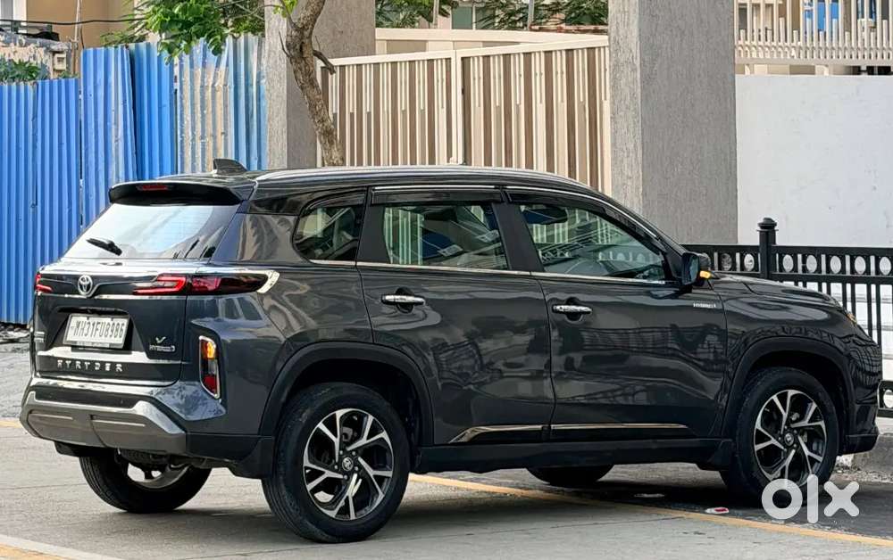Toyota Urban Cruiser Hyryder V Hybrid 2023