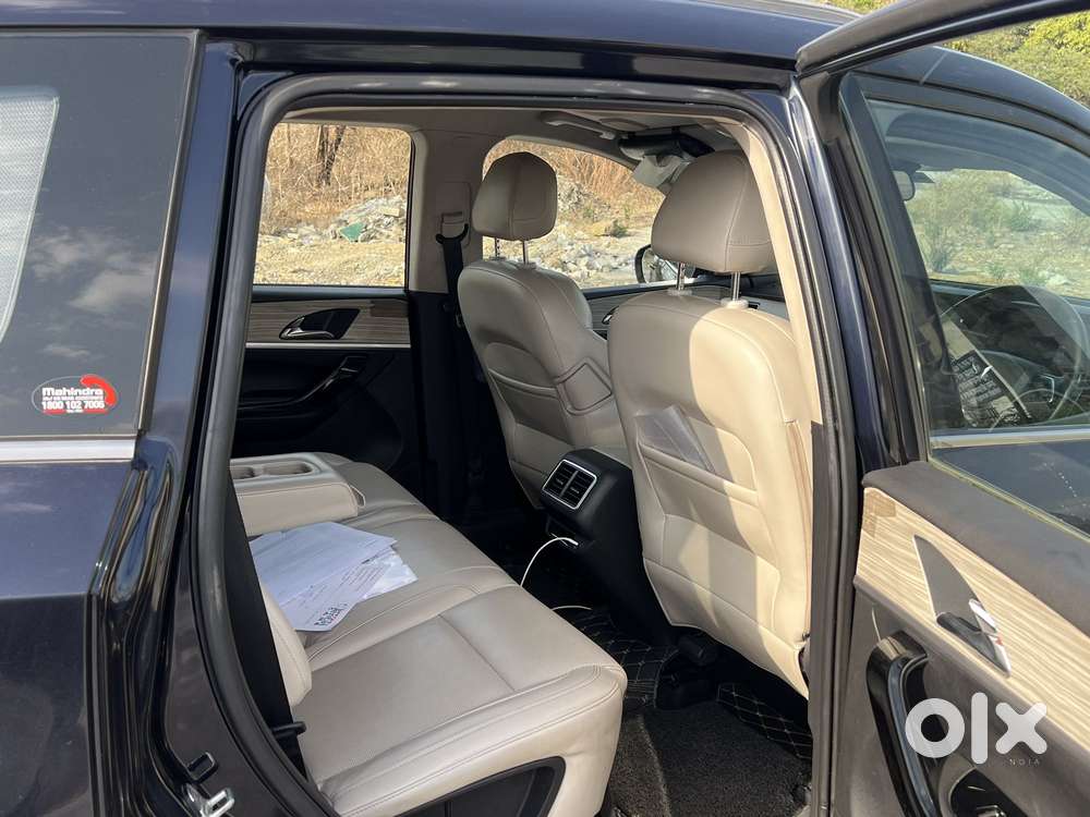 Mahindra Xuv700 2.2 Ax 7 Diesel At Luxury Pack Str Awd, 2022, Diesel