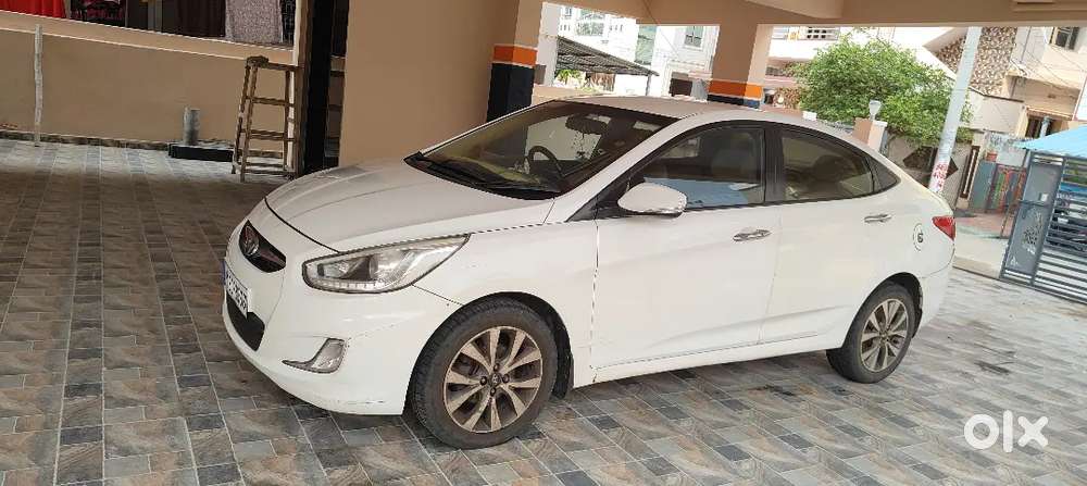 Hyundai New Verna 2014 Diesel 124727 Km Driven