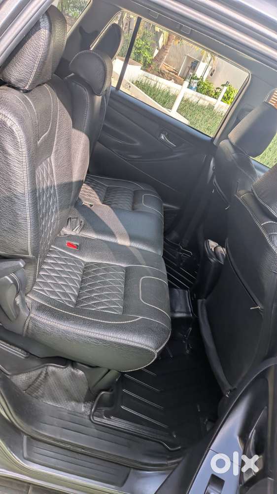 Toyota Innova Crysta 2.4 G Mt 7 Str, 2016, Diesel